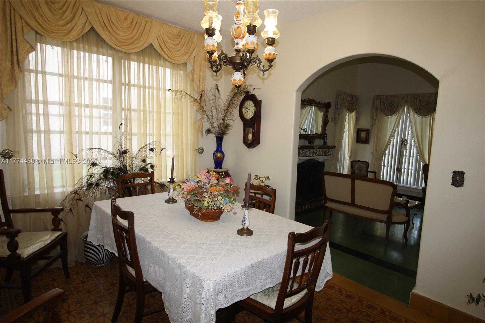 Small Image of 870 NORTH WEST 14TH CT #2, Miami Number 18