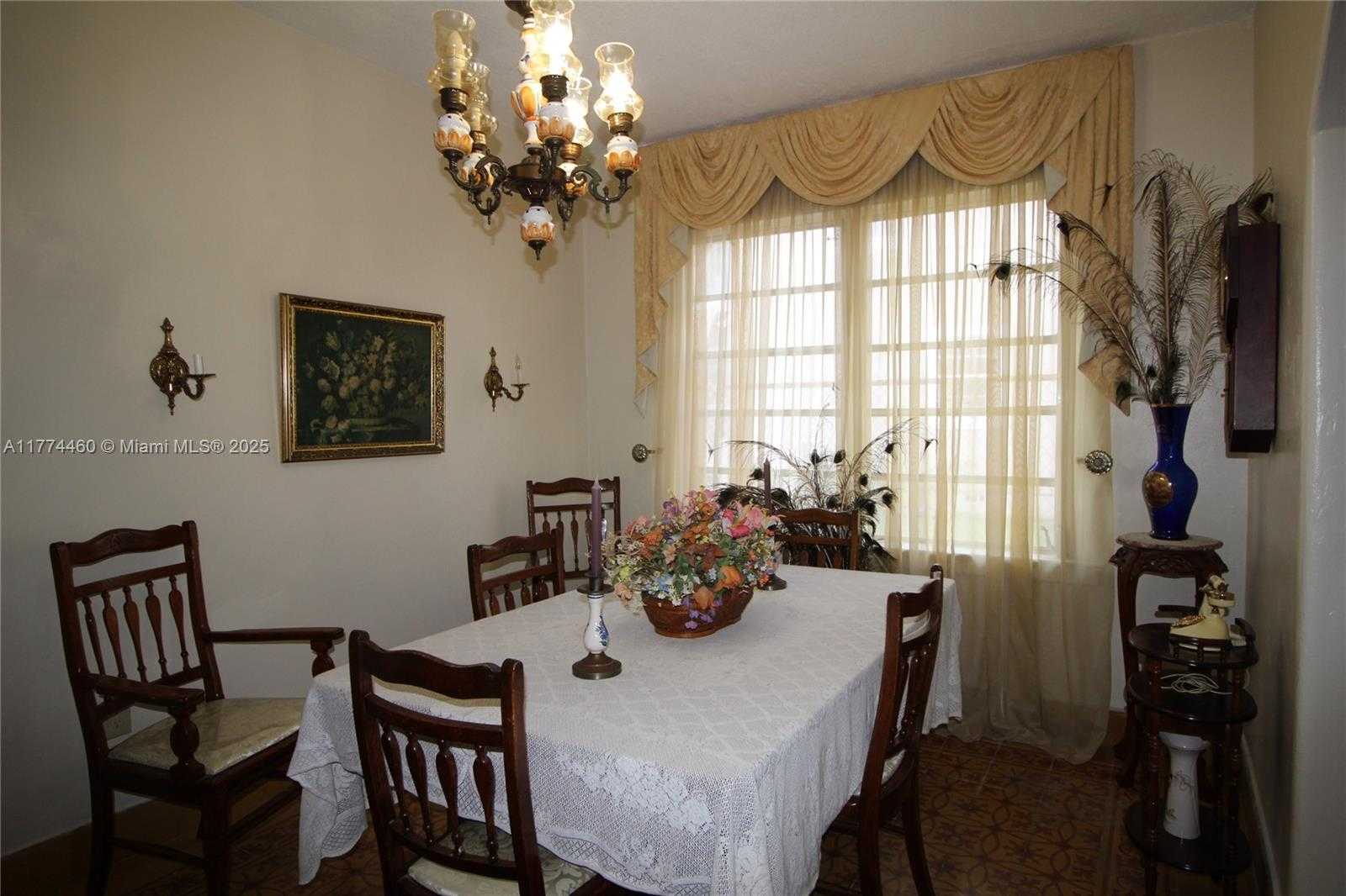 Small Image of 870 NORTH WEST 14TH CT #2, Miami Number 19