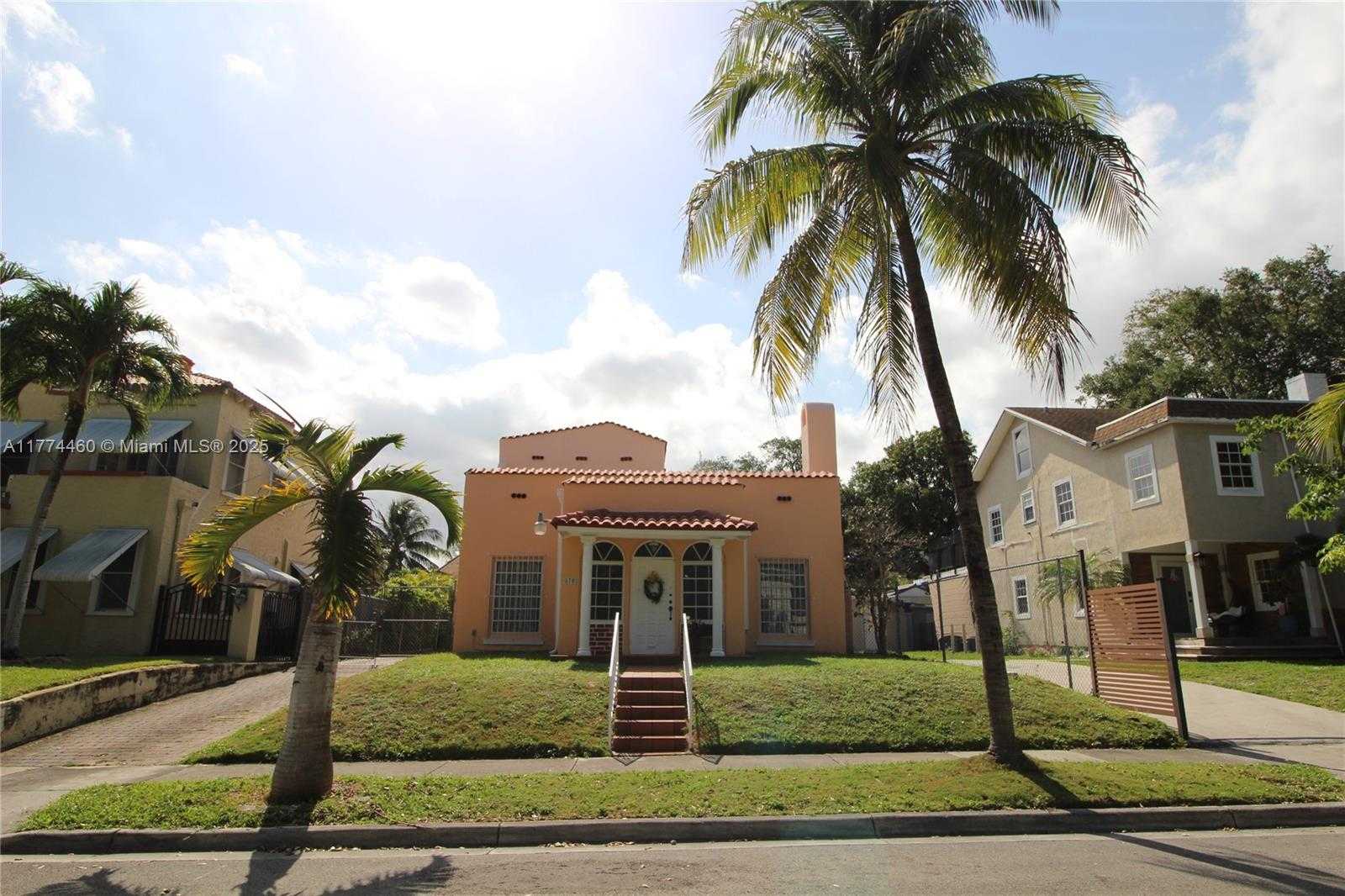 Small Image of 870 NORTH WEST 14TH CT #2, Miami Number 2