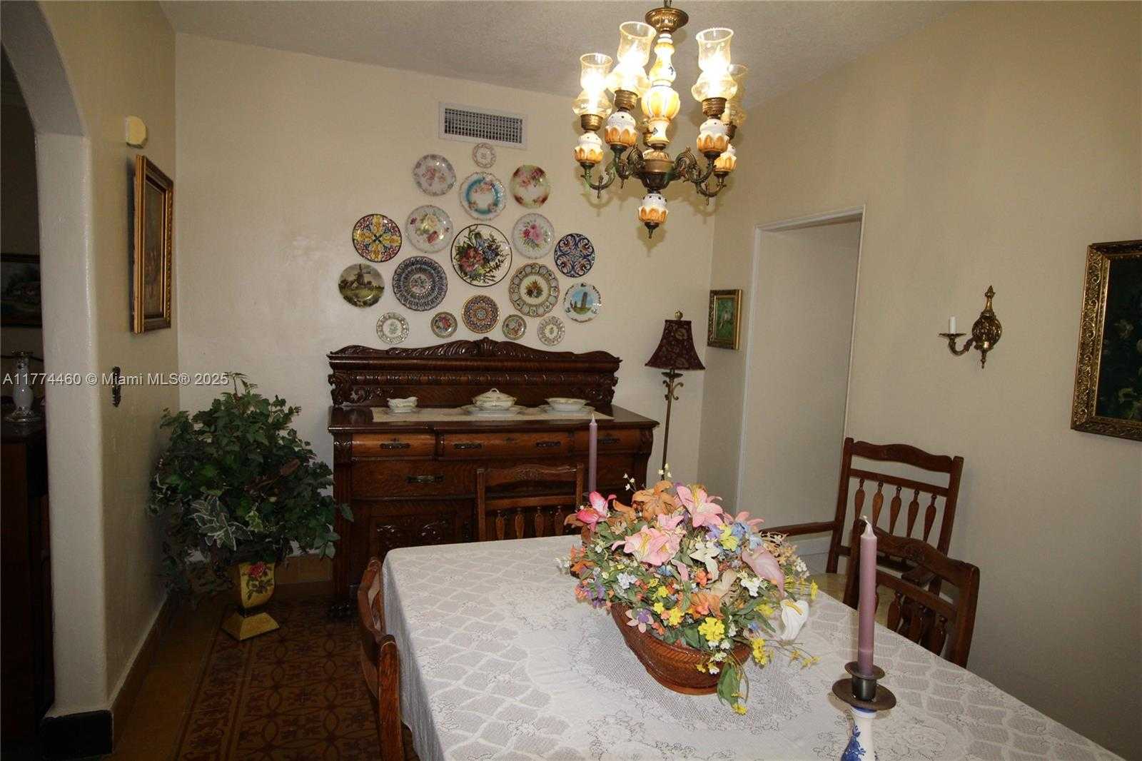 Small Image of 870 NORTH WEST 14TH CT #2, Miami Number 20