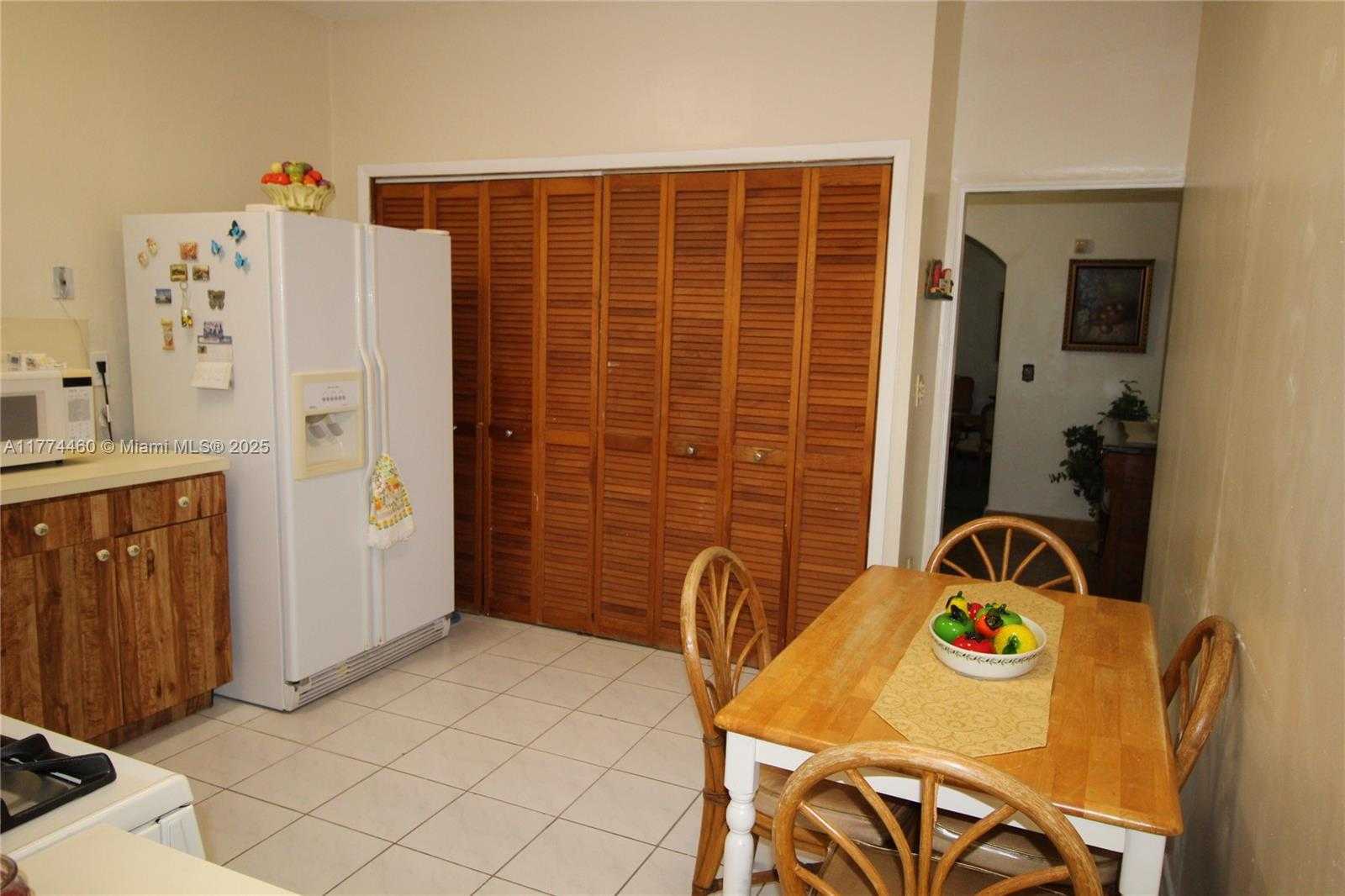 Small Image of 870 NORTH WEST 14TH CT #2, Miami Number 23