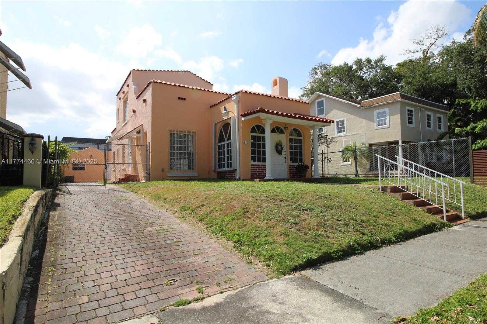Small Image of 870 NORTH WEST 14TH CT #2, Miami Number 3