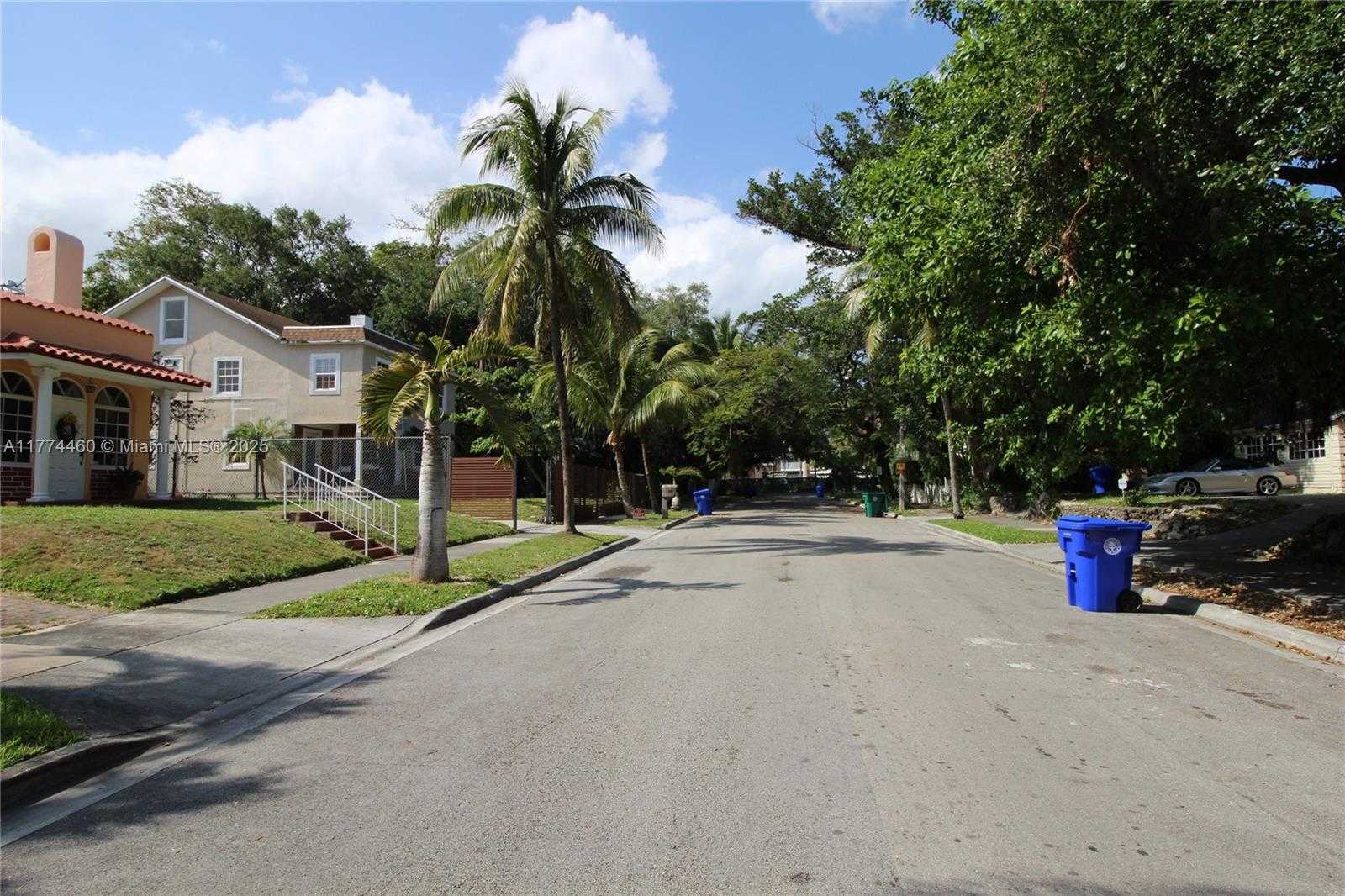 Small Image of 870 NORTH WEST 14TH CT #2, Miami Number 46