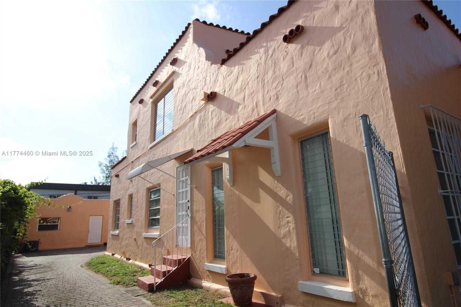 Small Image of 870 NORTH WEST 14TH CT #2, Miami Number 8