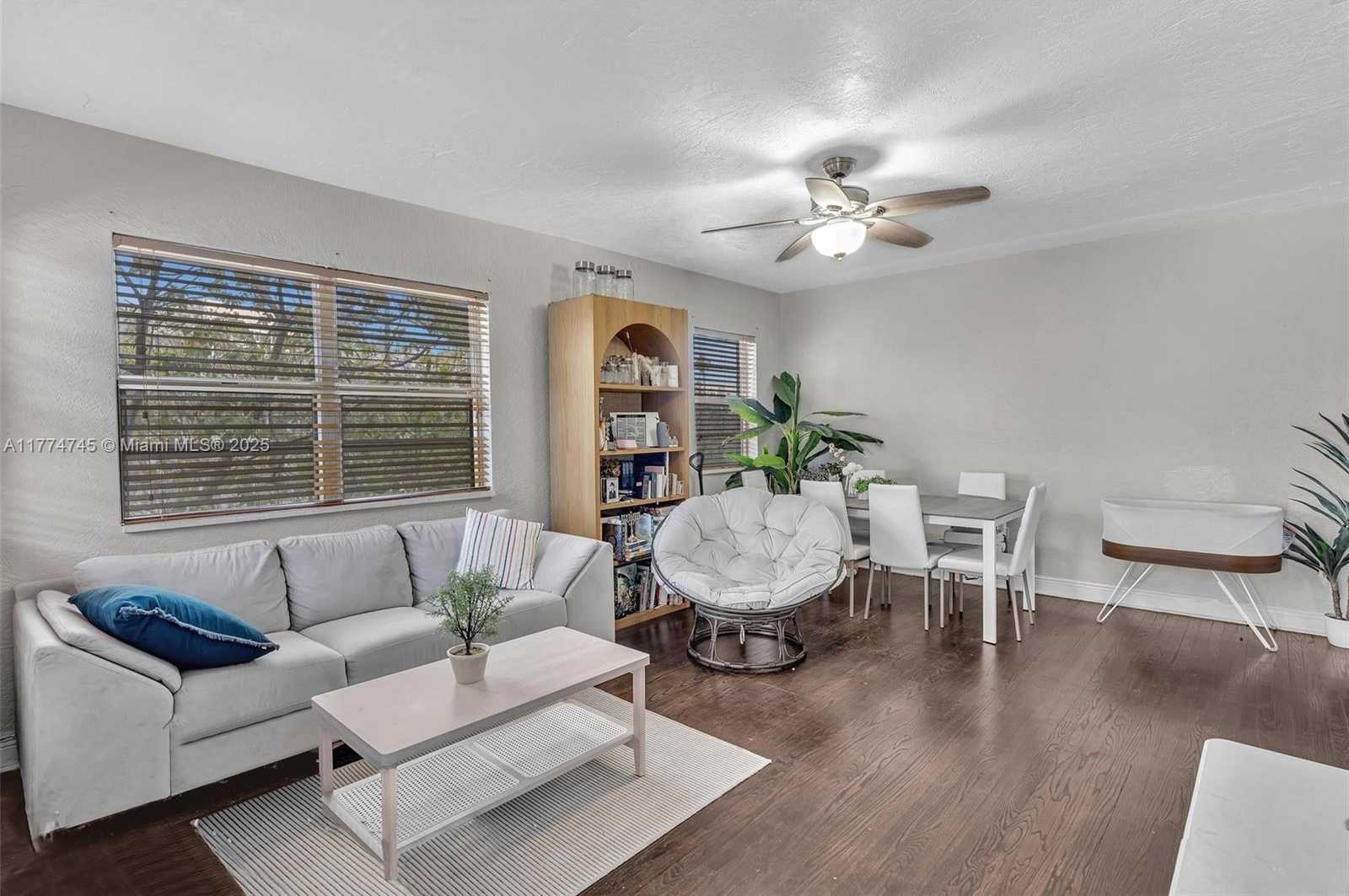 Small Image of 836 WEST 40TH ST, Miami Beach Number 19