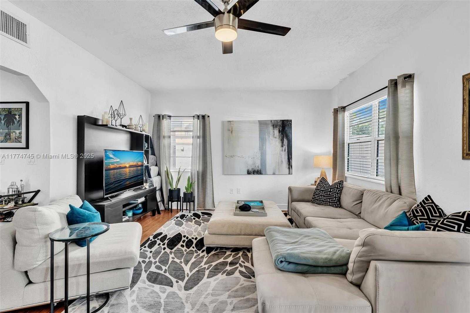 Small Image of 836 WEST 40TH ST, Miami Beach Number 3