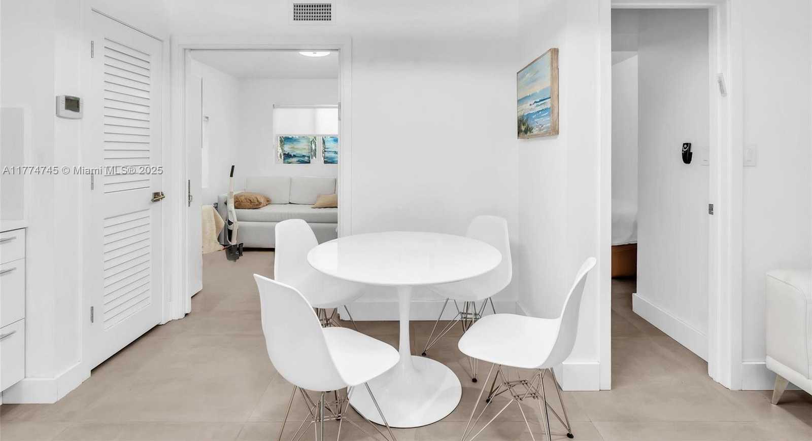 Small Image of 836 WEST 40TH ST, Miami Beach Number 37