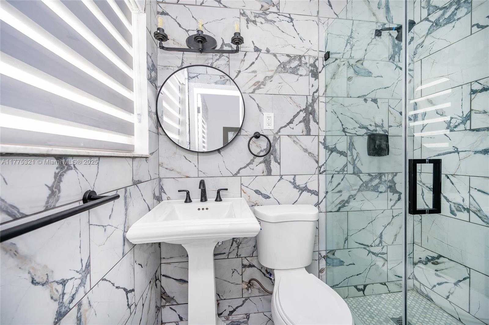 Small Image of 1704 SOUTH LE JEUNE RD #2, Coral Gables Number 20