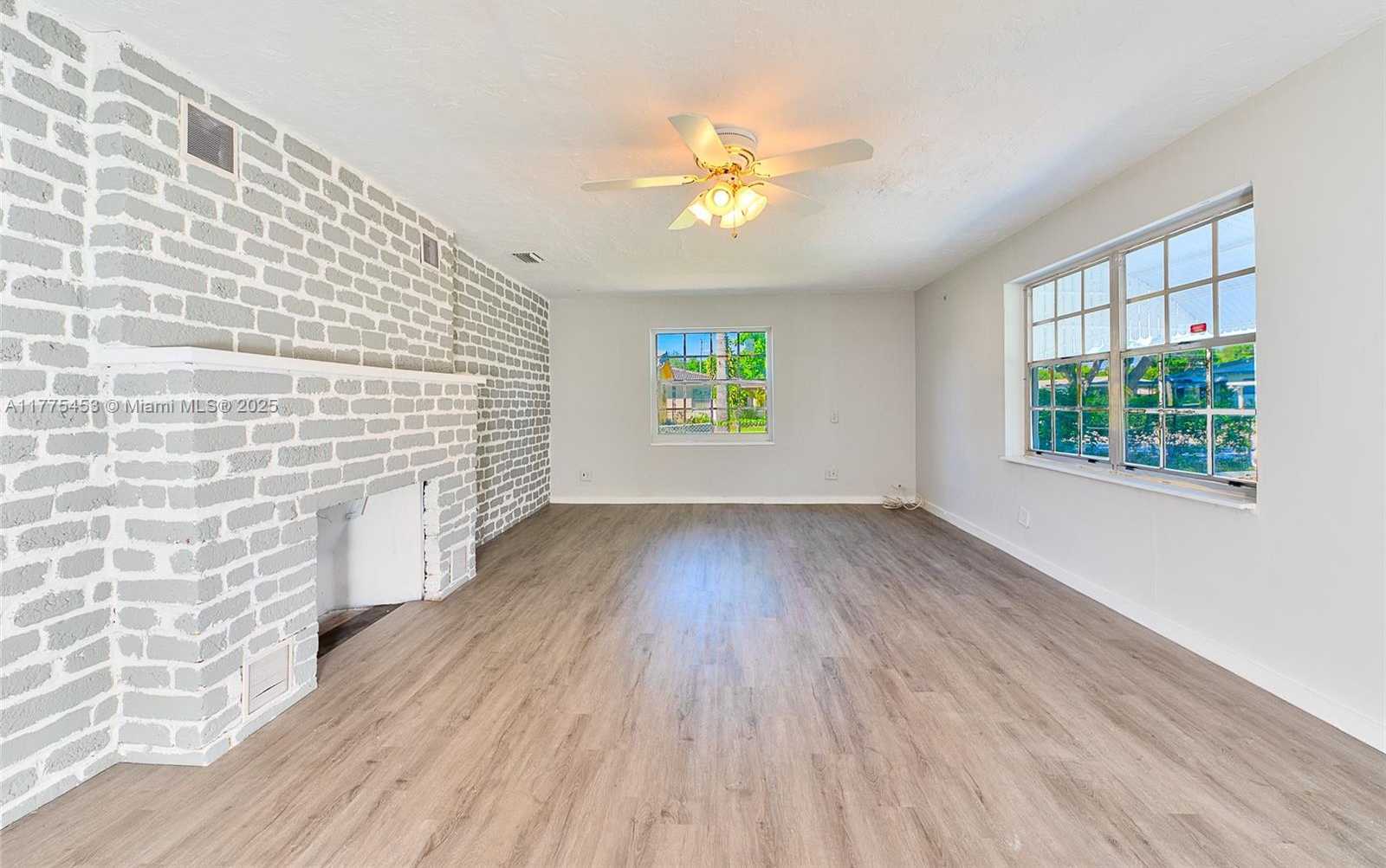 Small Image of 6130 SOUTH WEST 32ND ST, Miramar Number 2