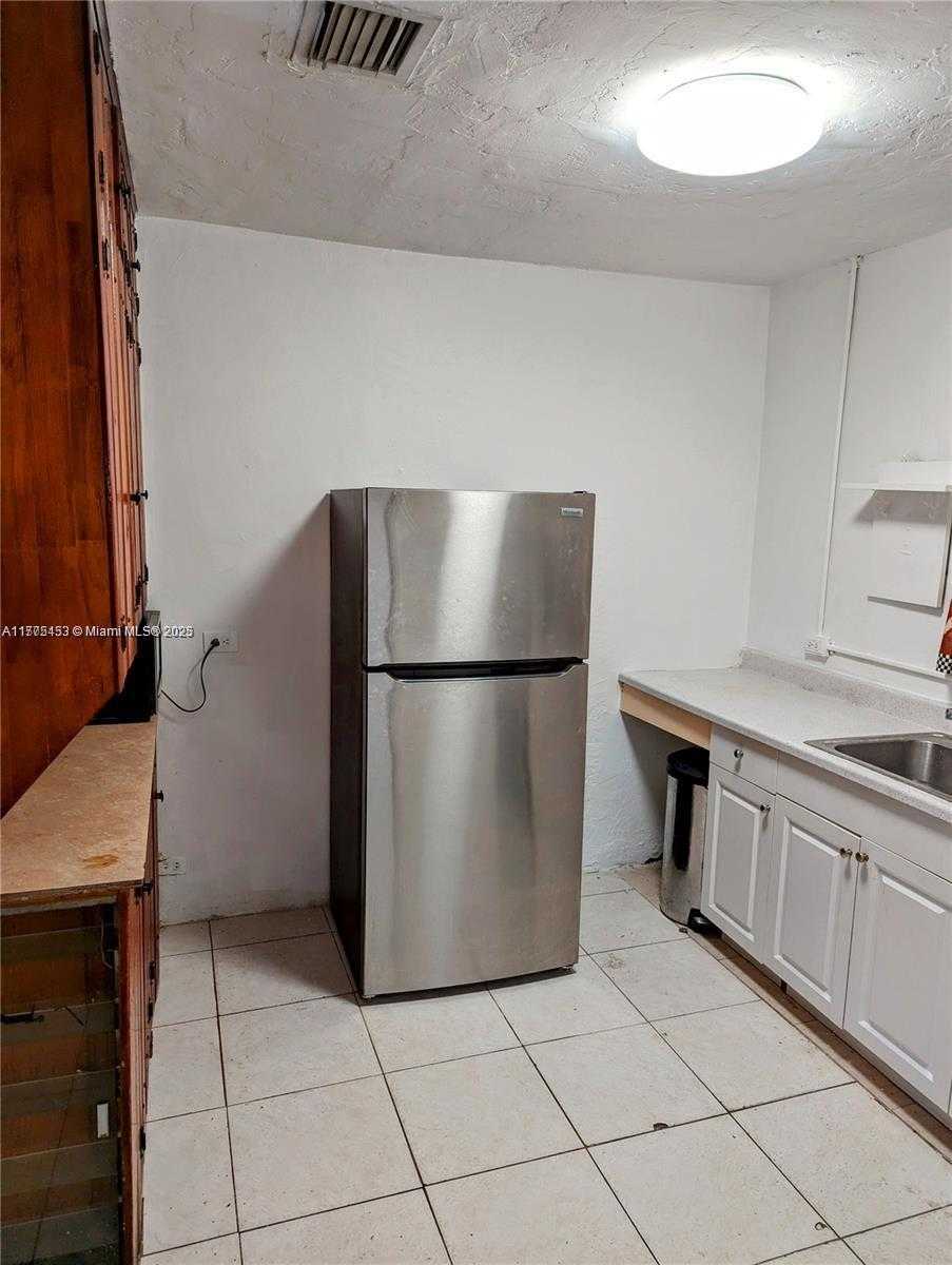 Small Image of 6130 SOUTH WEST 32ND ST, Miramar Number 23