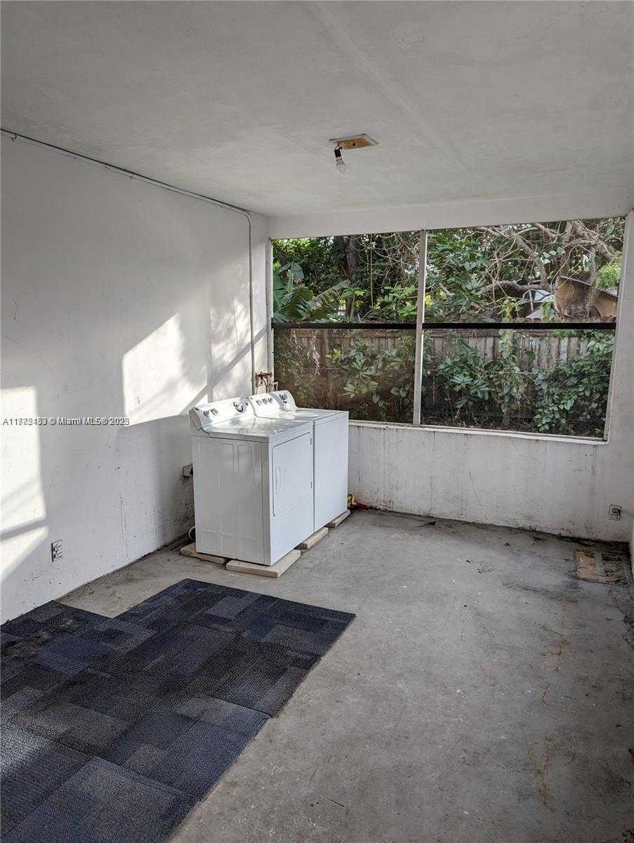 Small Image of 6130 SOUTH WEST 32ND ST, Miramar Number 28
