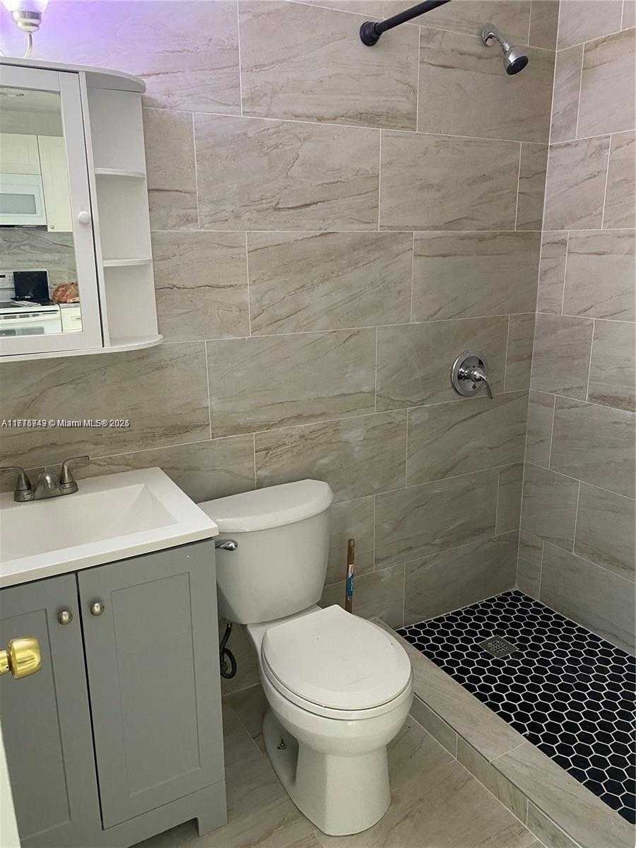 Small Image of 3020 NORTH WEST 2ND ST, Pompano Beach Number 3