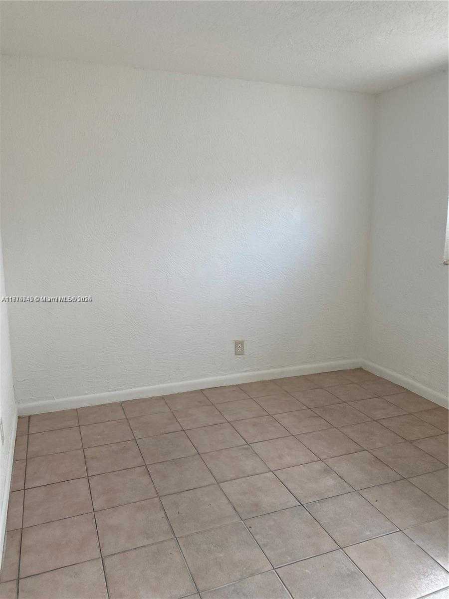 Small Image of 3020 NORTH WEST 2ND ST, Pompano Beach Number 5