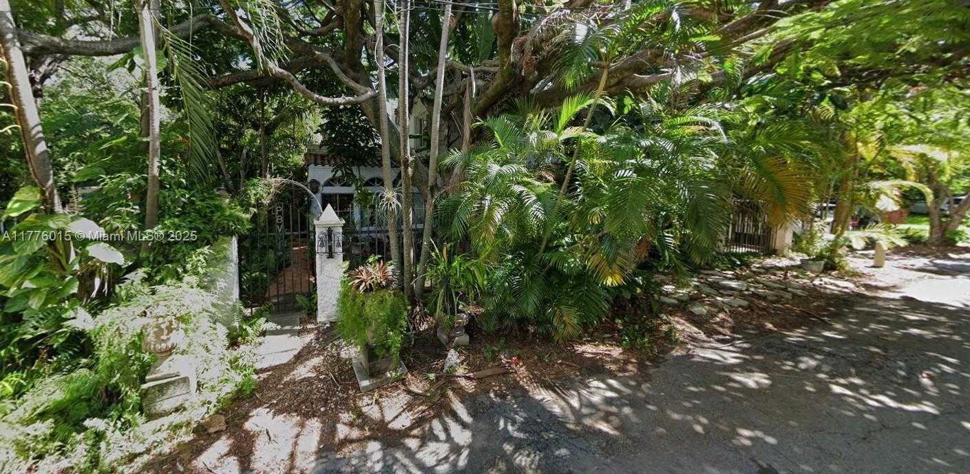 Small Image of 701 NORTH EAST 67TH ST, Miami Number 2