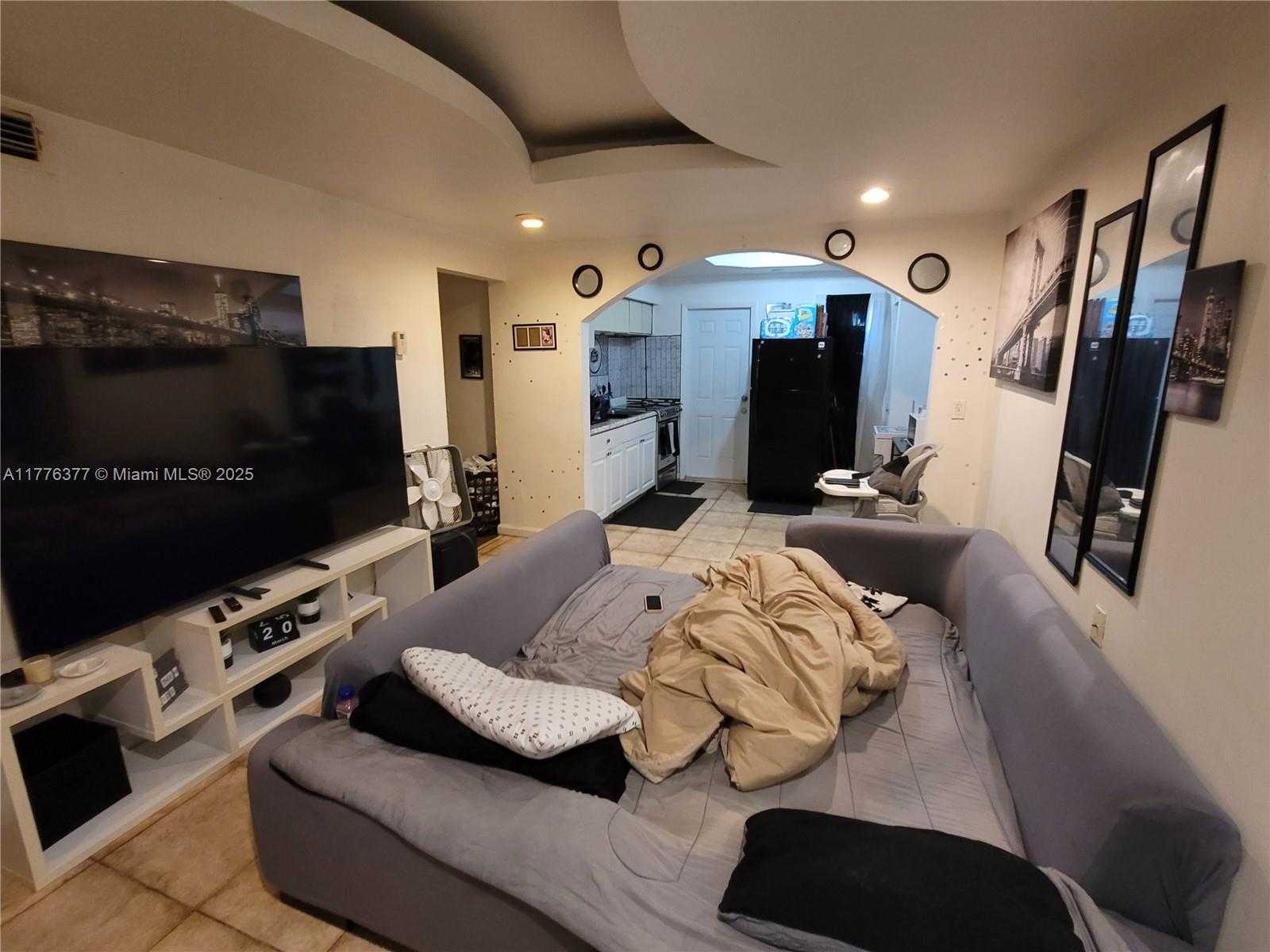 Small Image of 11275 NORTH WEST 17TH AVE, Miami Number 16