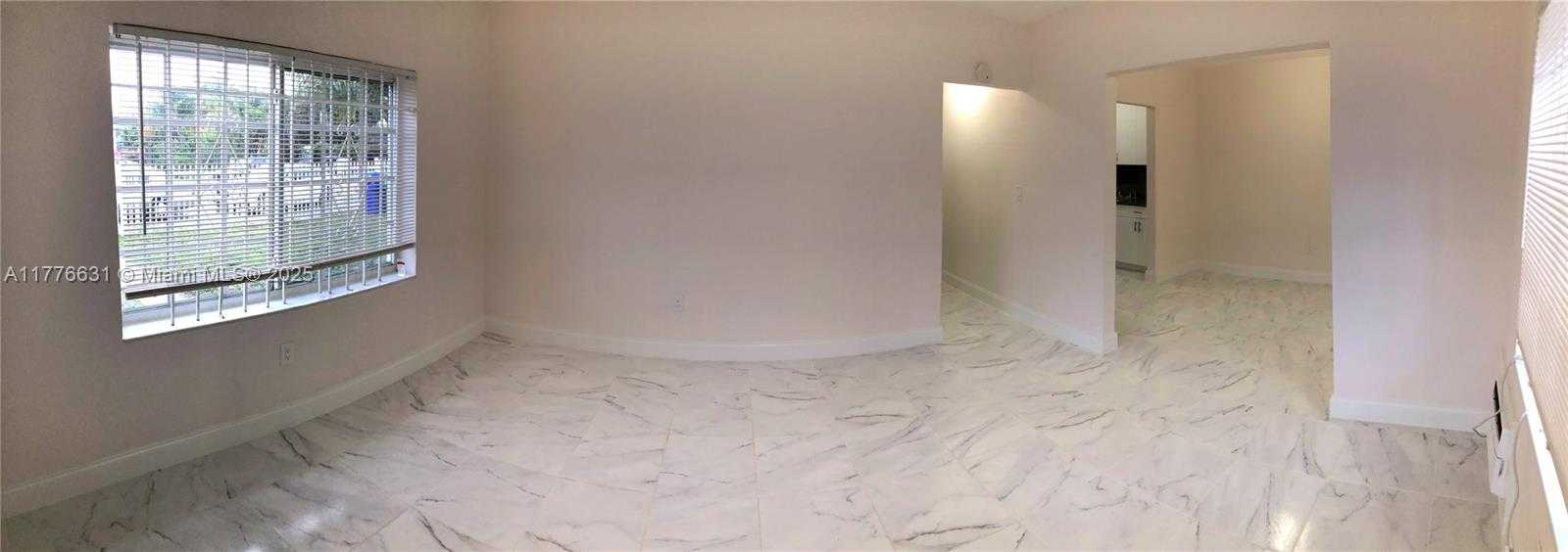 Small Image of 1740 NORTH WEST 41ST ST, Miami Number 4