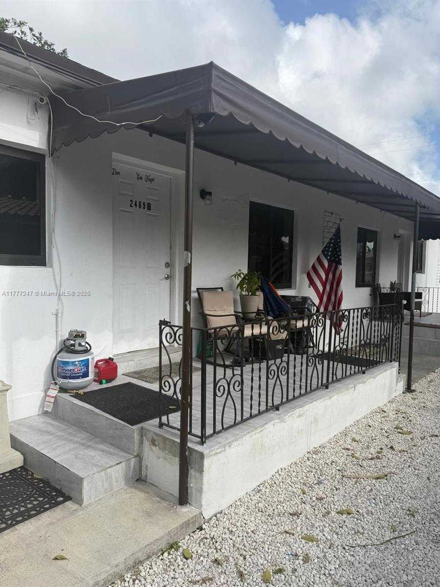 Small Image of 2469 NORTH WEST 35TH ST, Miami Number 10
