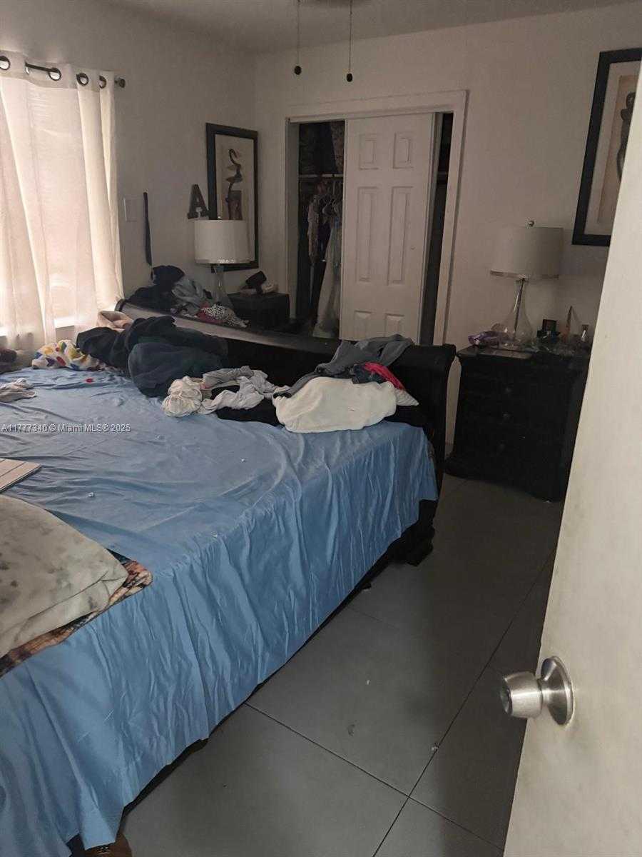 Small Image of 2917 NORTH WEST 23RD AVE, Miami Number 12