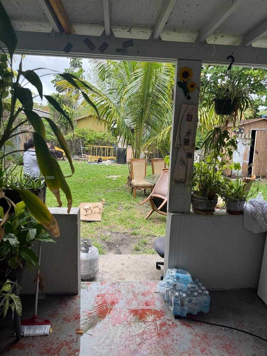 Small Image of 2917 NORTH WEST 23RD AVE, Miami Number 14