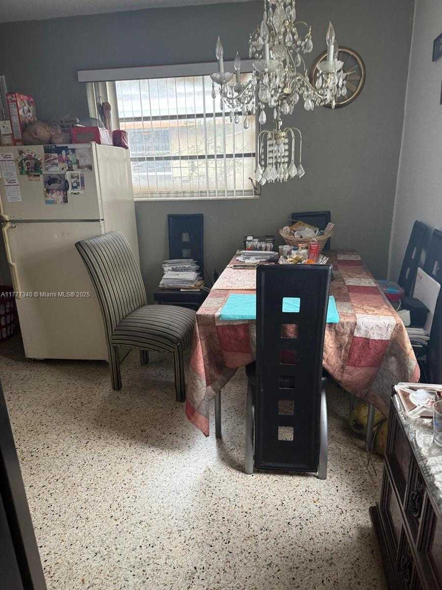Small Image of 2917 NORTH WEST 23RD AVE, Miami Number 3