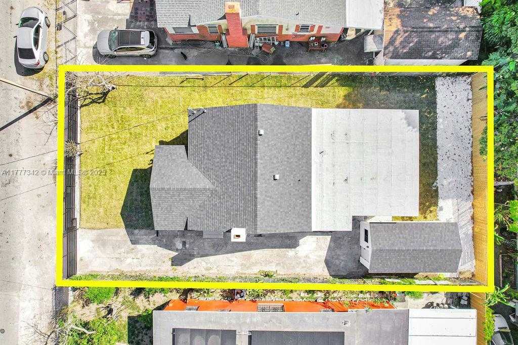 Small Image of 3040 NORTH WEST 13TH AVE, Miami Number 3