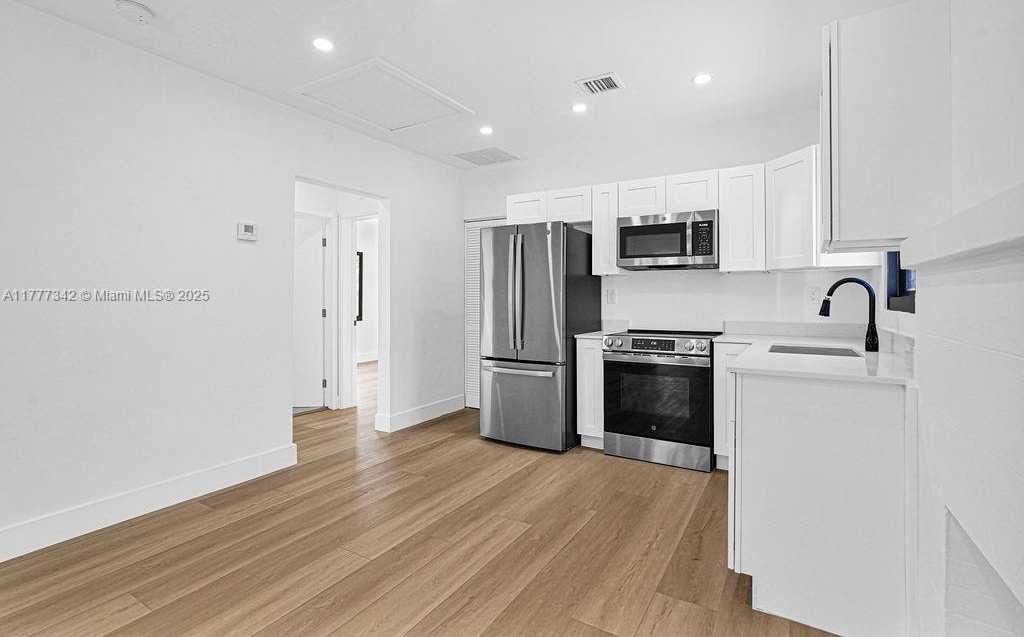 Small Image of 3040 NORTH WEST 13TH AVE, Miami Number 30