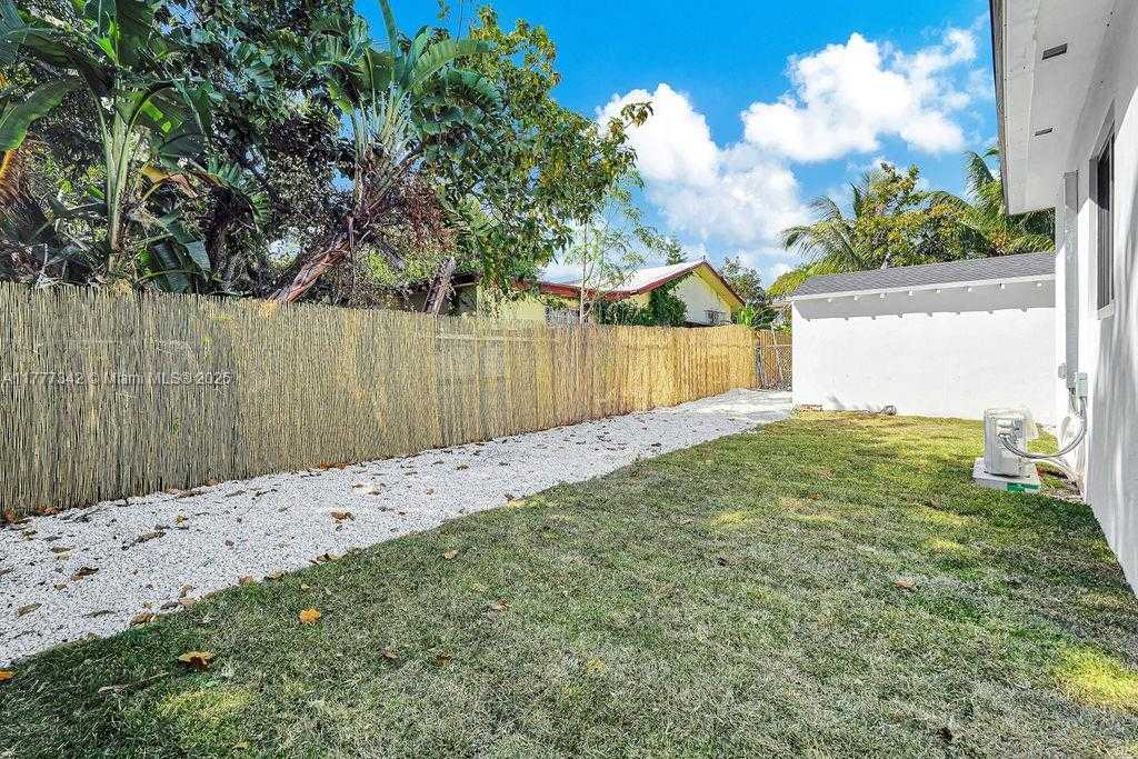 Small Image of 3040 NORTH WEST 13TH AVE, Miami Number 45