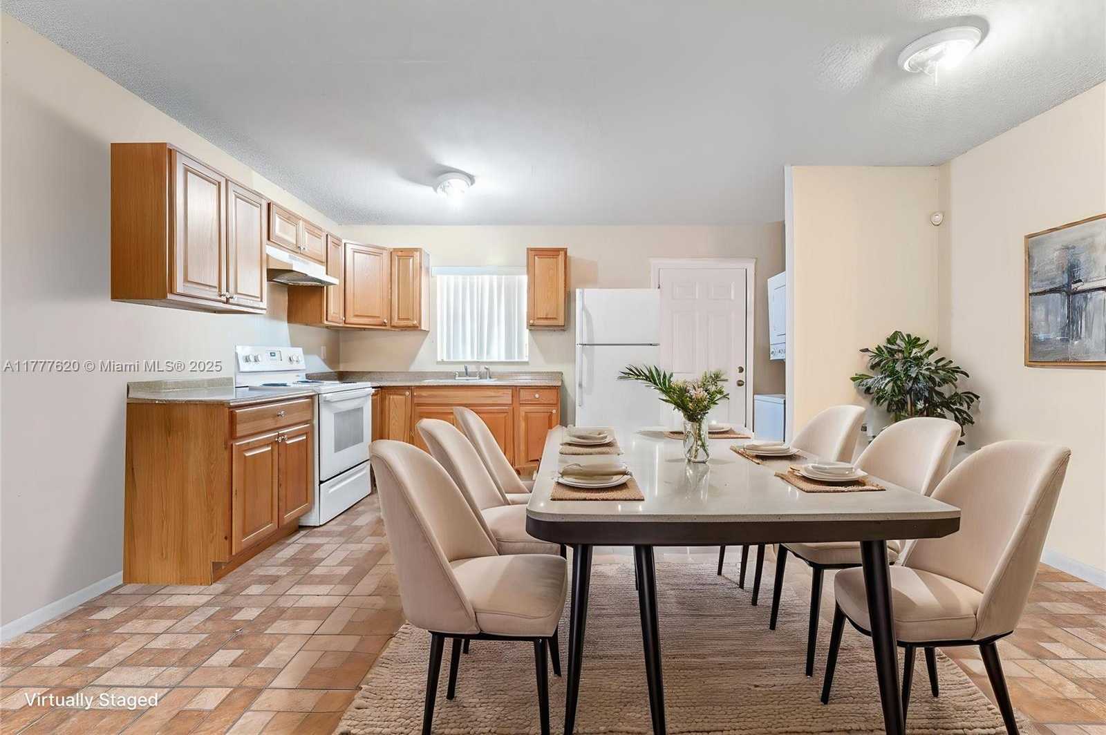 Small Image of 430 SOUTH WEST 10TH AVE #4, Homestead Number 21