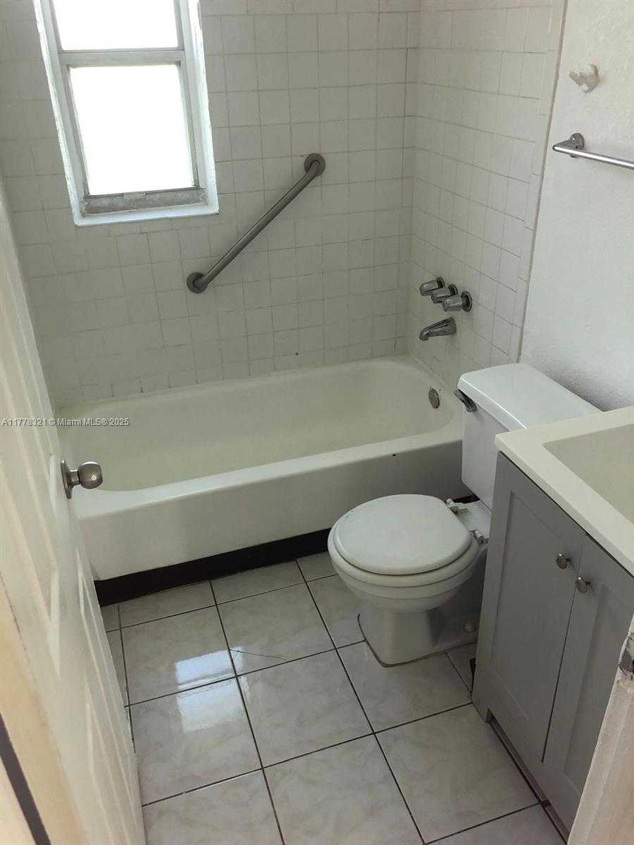 Small Image of 414 NORTH WEST 15TH WAY, Fort Lauderdale Number 12