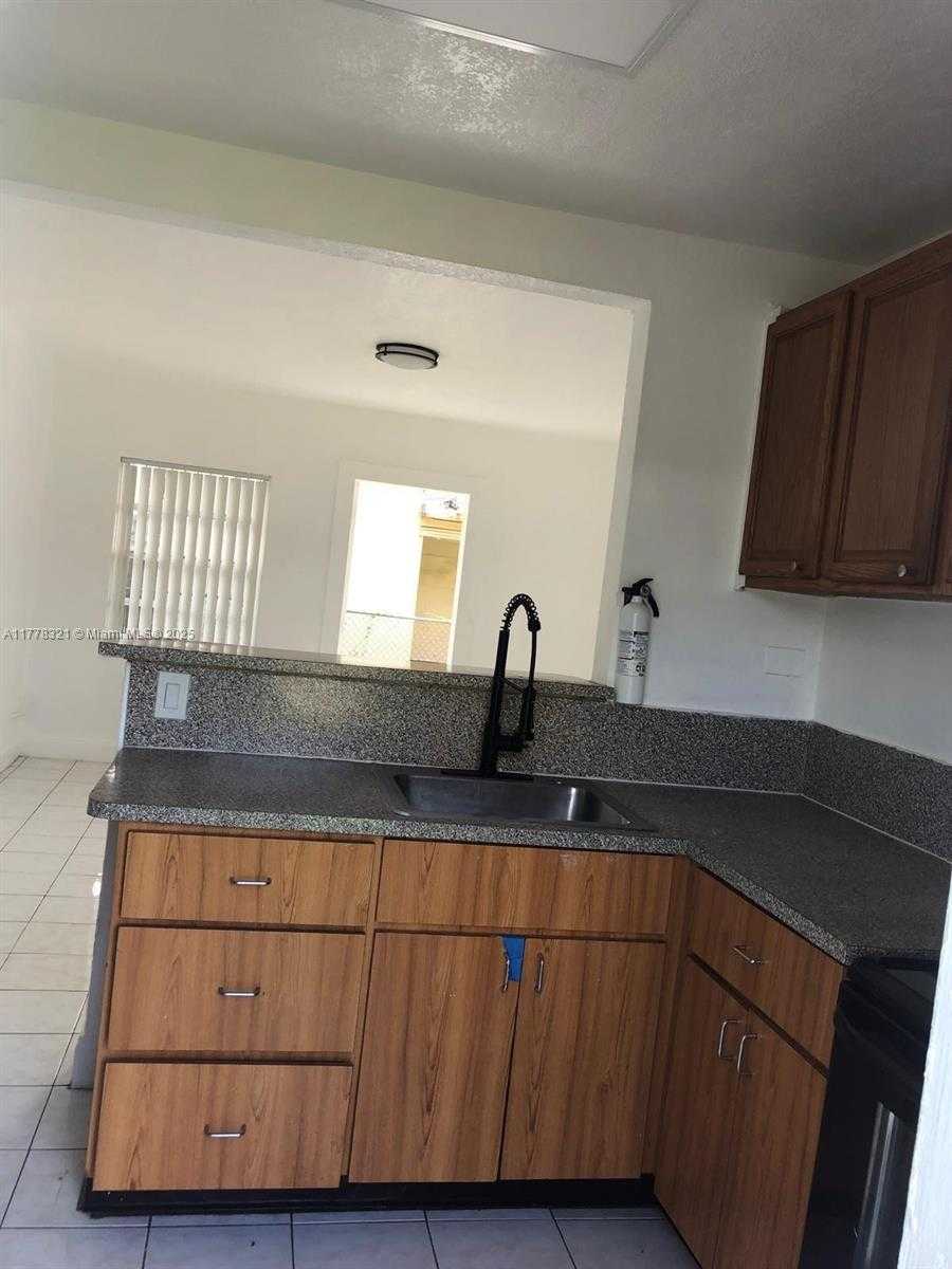 Small Image of 414 NORTH WEST 15TH WAY, Fort Lauderdale Number 7