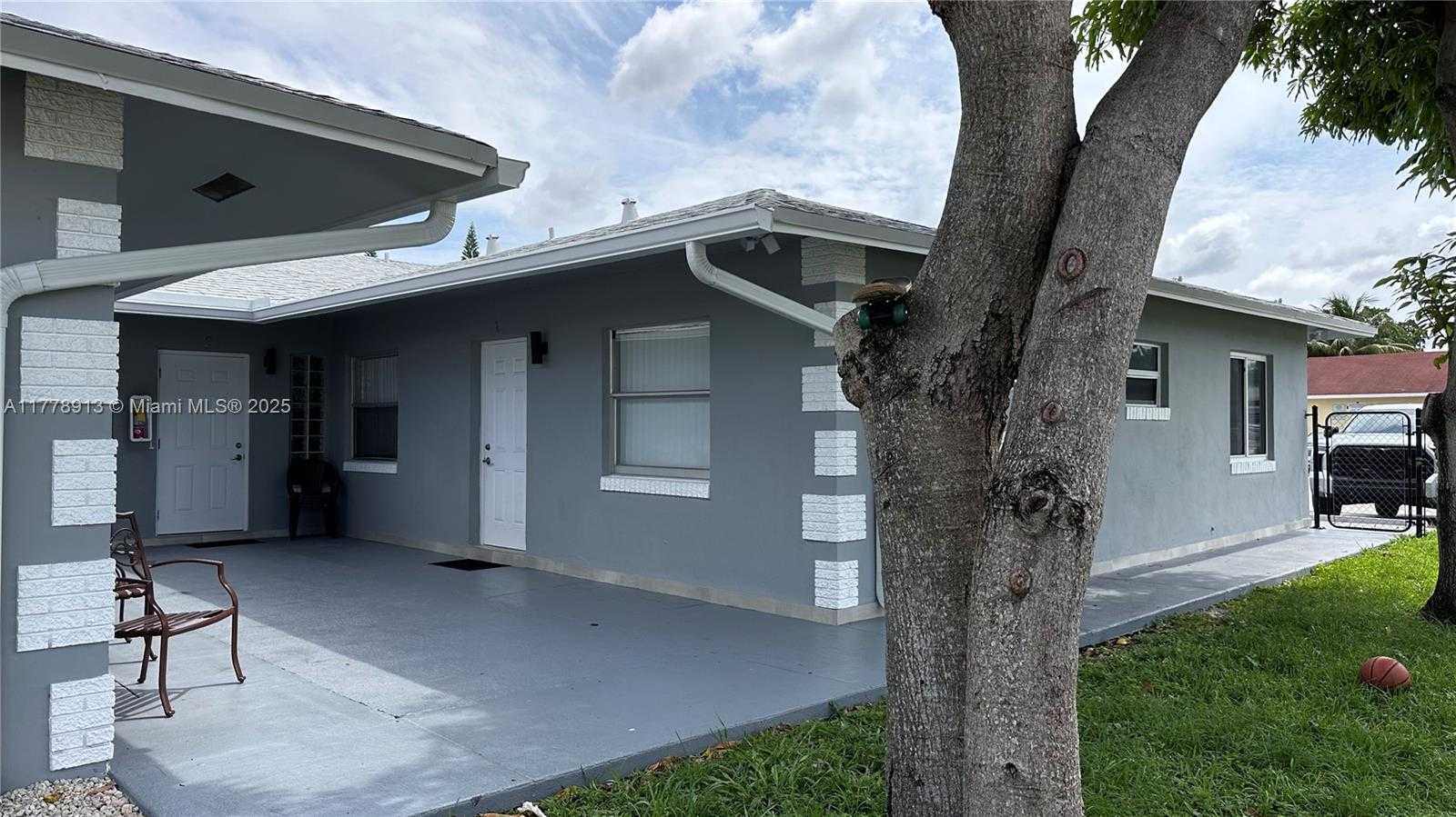 Small Image of 4101 NORTH WEST 30TH TER, Lauderdale Lakes Number 7