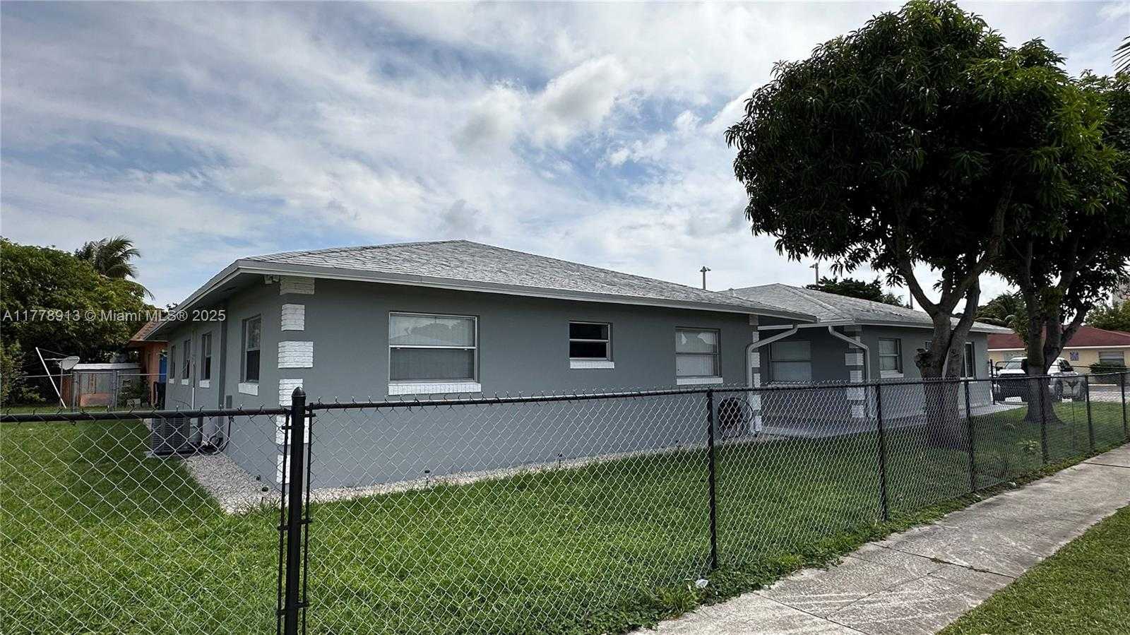Small Image of 4101 NORTH WEST 30TH TER, Lauderdale Lakes Number 9