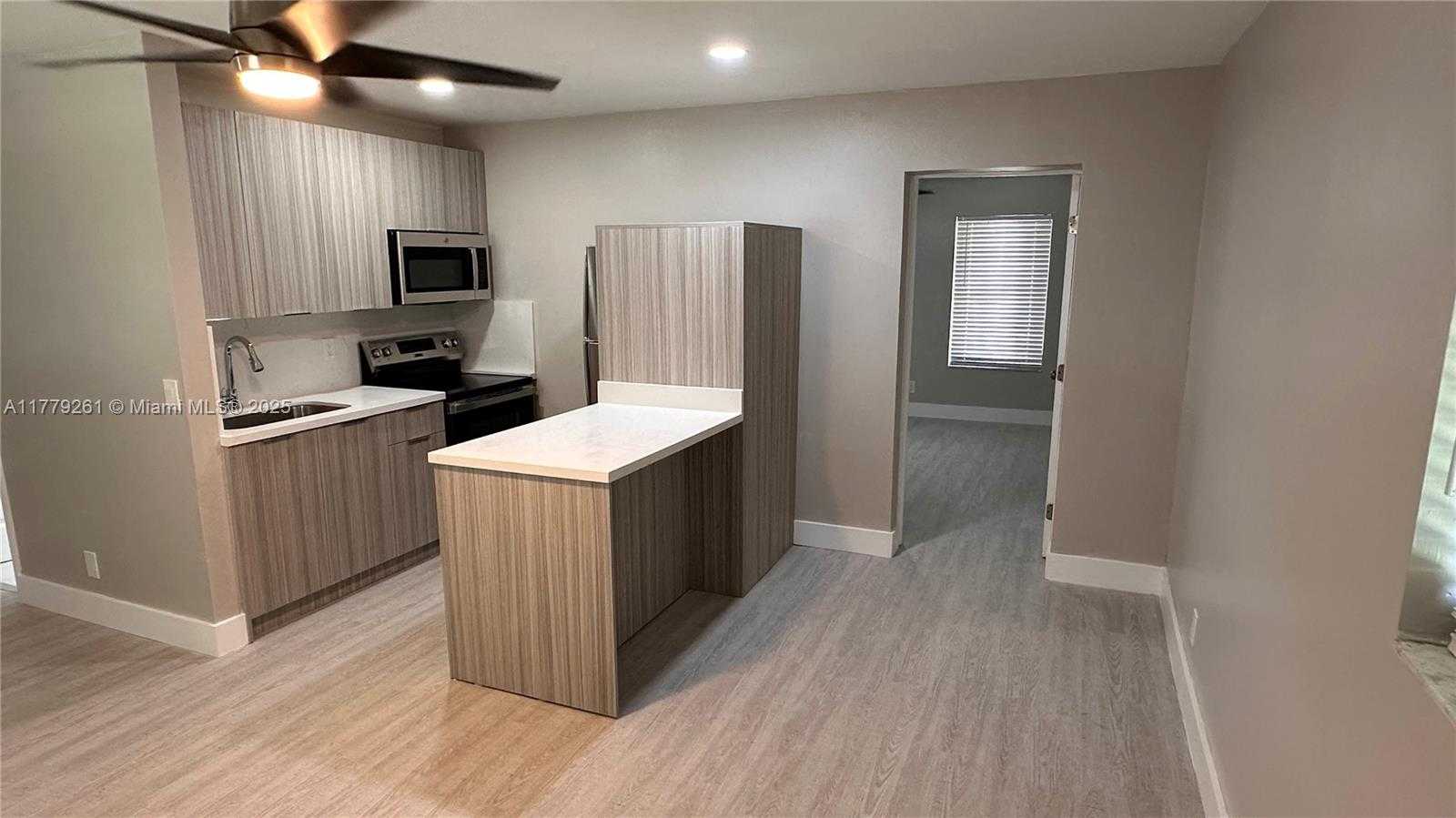 Small Image of 216 NORTH WEST 12TH ST, Pompano Beach Number 33