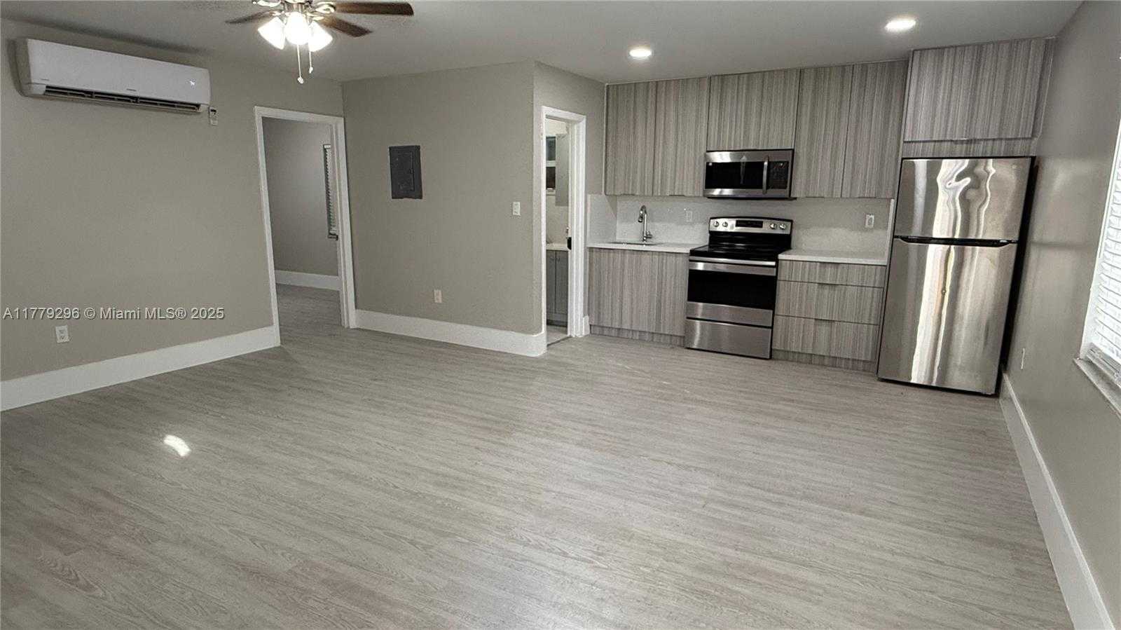 Small Image of 220 NORTH WEST 12TH ST, Pompano Beach Number 16