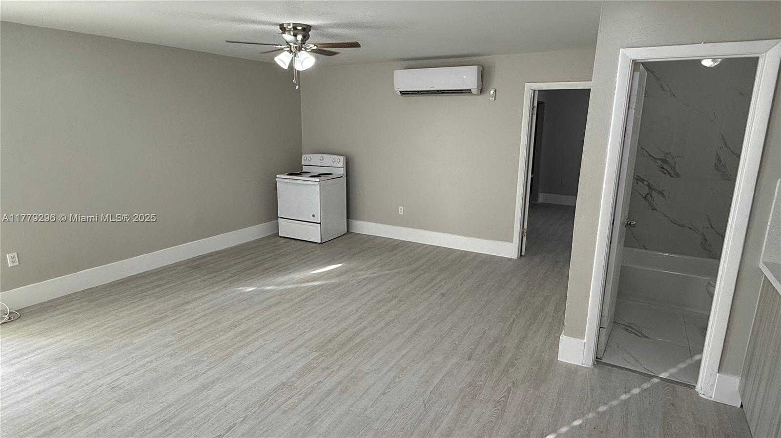 Small Image of 220 NORTH WEST 12TH ST, Pompano Beach Number 19