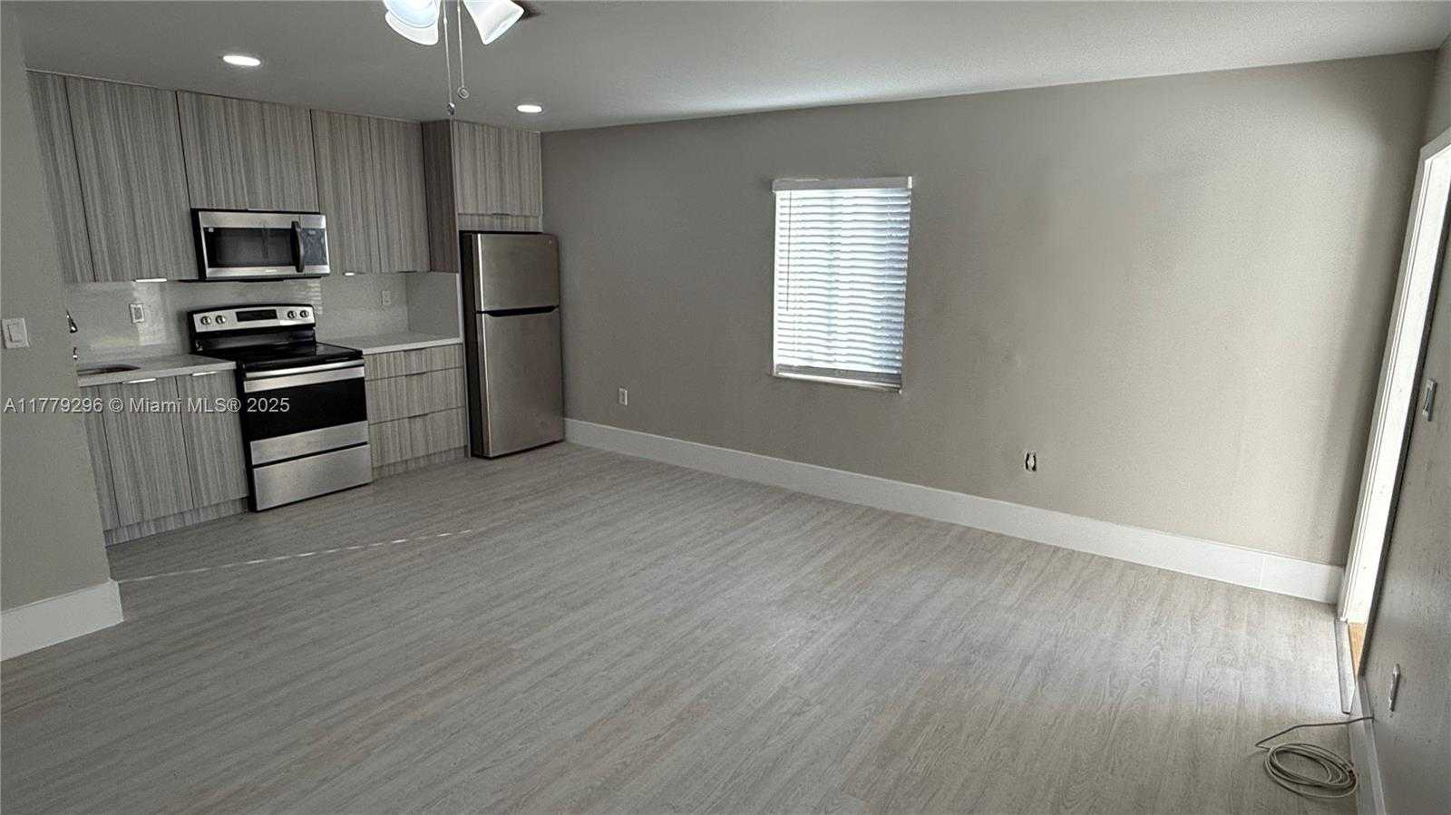 Small Image of 220 NORTH WEST 12TH ST, Pompano Beach Number 20