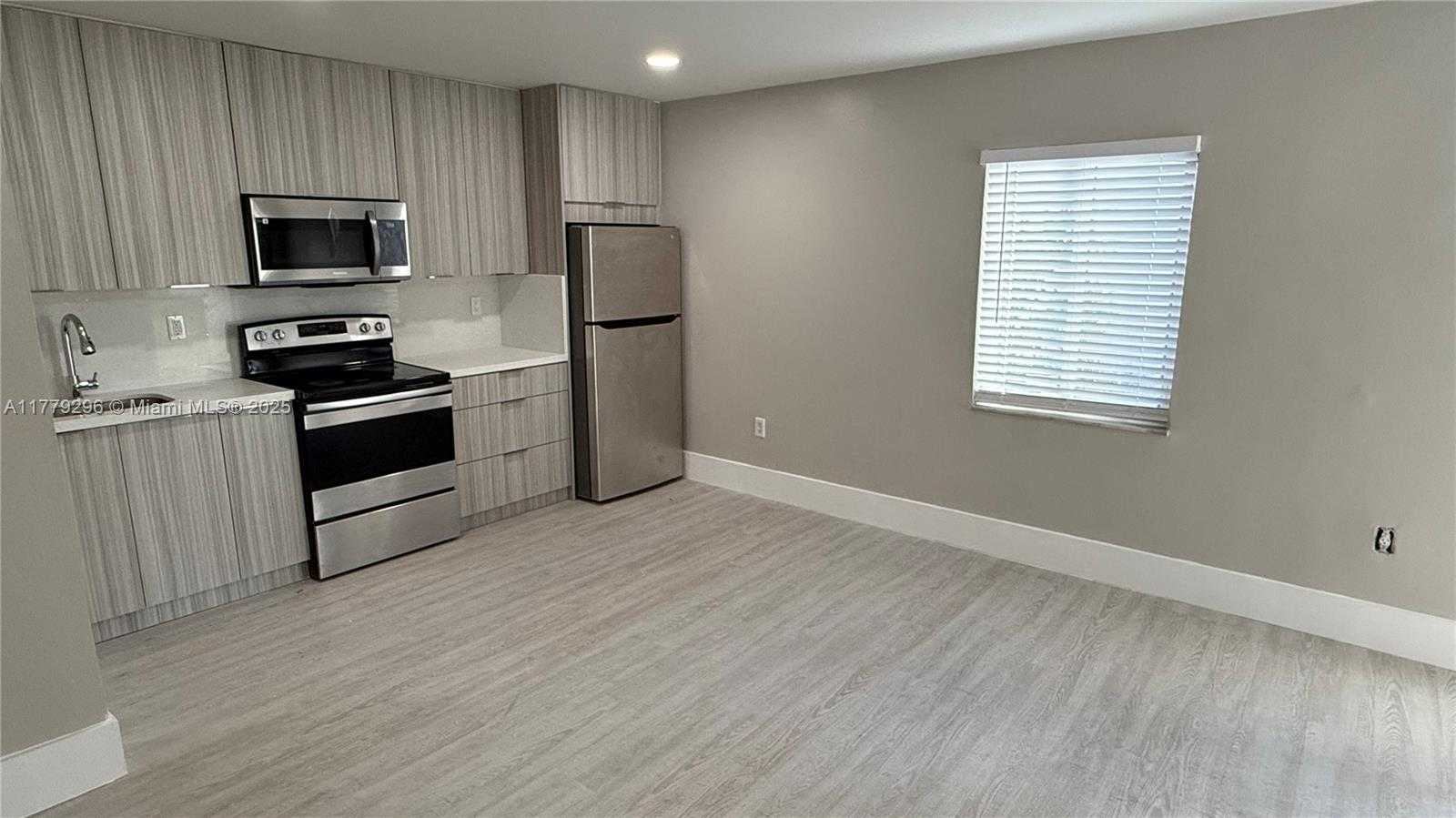 Small Image of 220 NORTH WEST 12TH ST, Pompano Beach Number 26