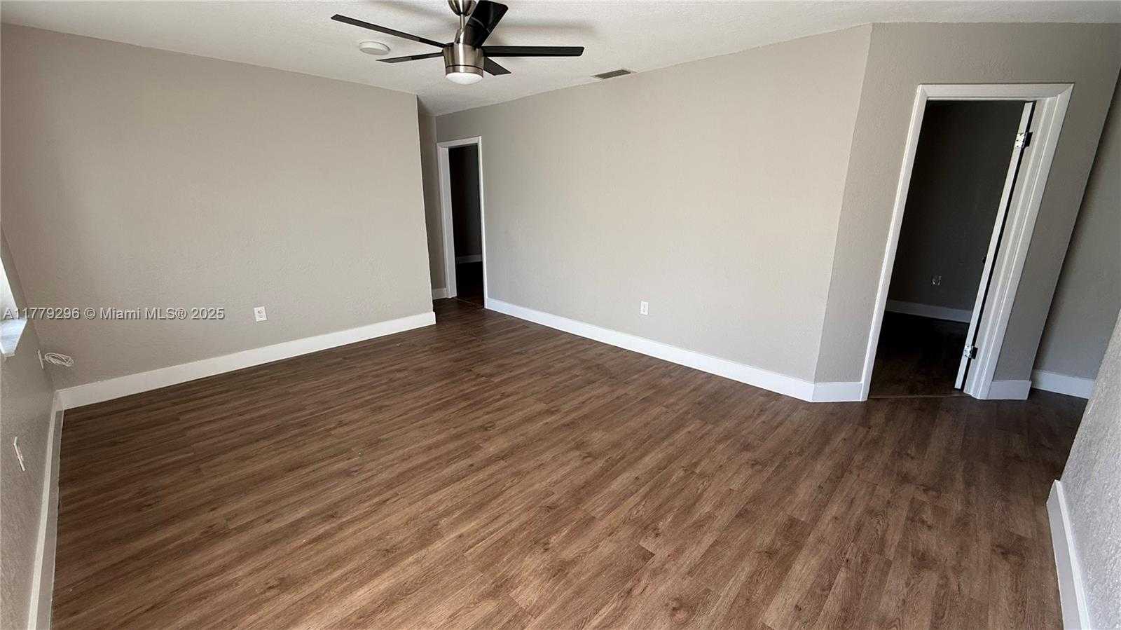 Small Image of 220 NORTH WEST 12TH ST, Pompano Beach Number 32