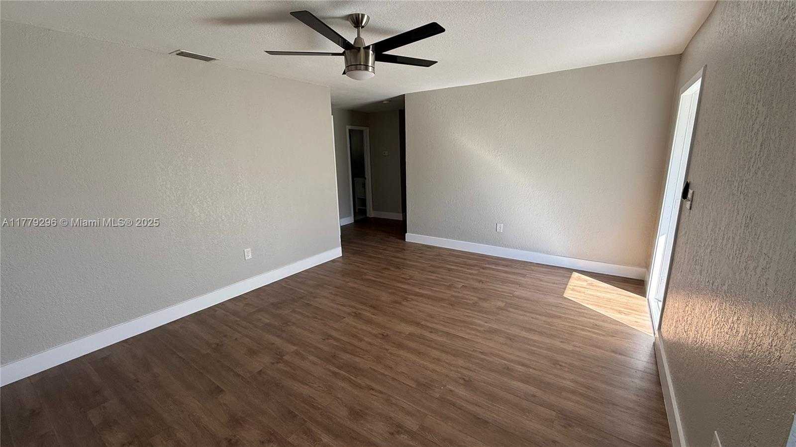Small Image of 220 NORTH WEST 12TH ST, Pompano Beach Number 33