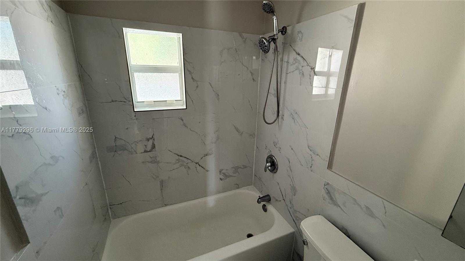 Small Image of 220 NORTH WEST 12TH ST, Pompano Beach Number 54