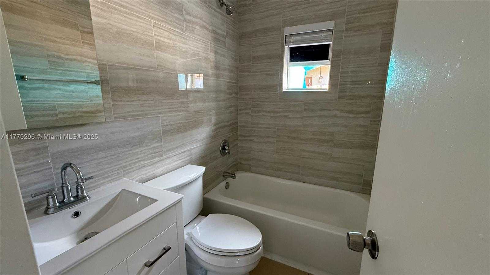 Small Image of 220 NORTH WEST 12TH ST, Pompano Beach Number 65