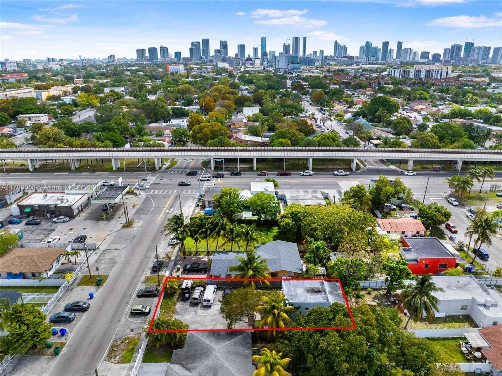 Small Image of 1236 NORTH WEST 28TH ST #4, Miami Number 20
