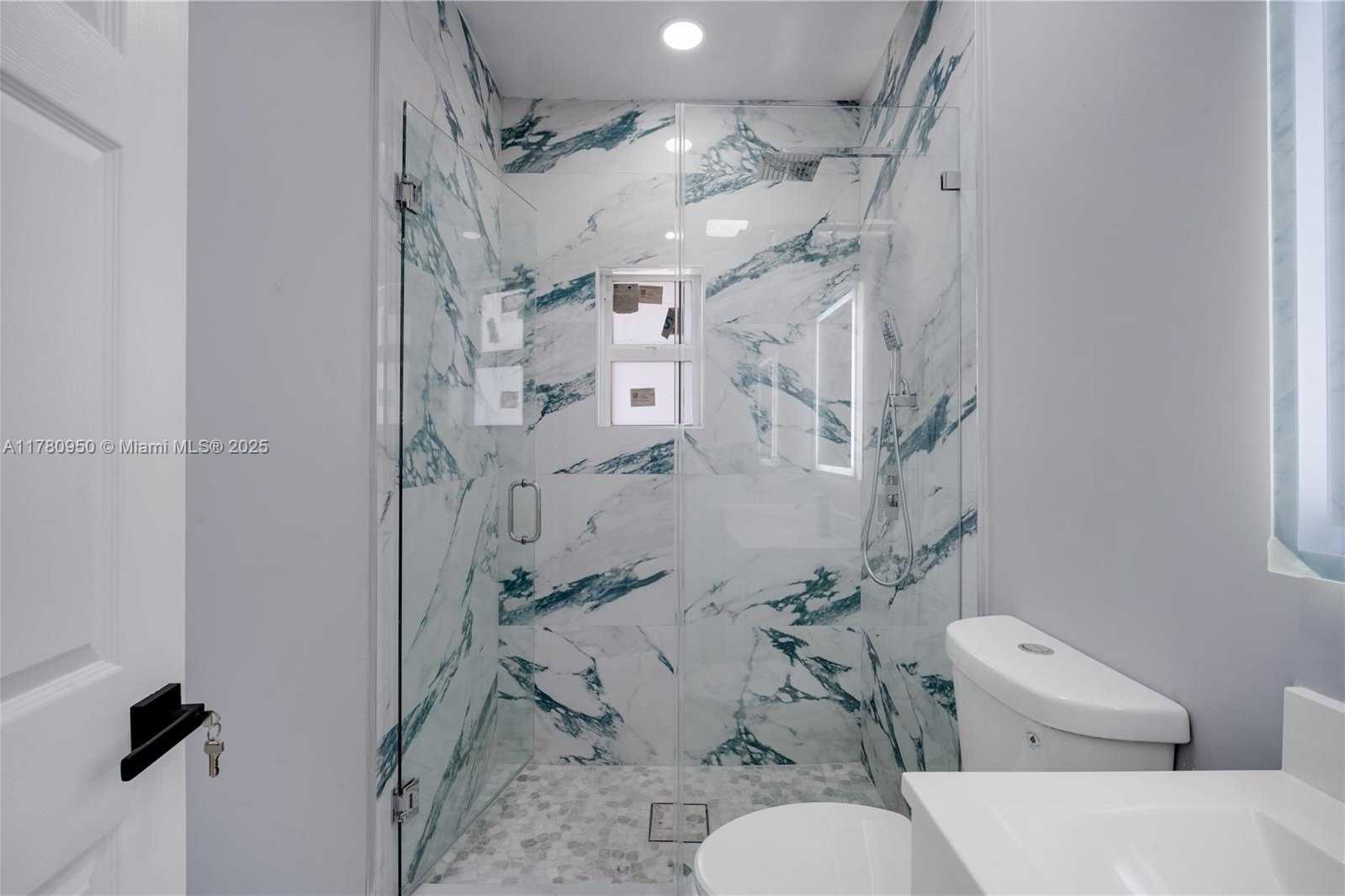 Small Image of 1114 SOUTH WEST 13TH CT, Miami Number 16