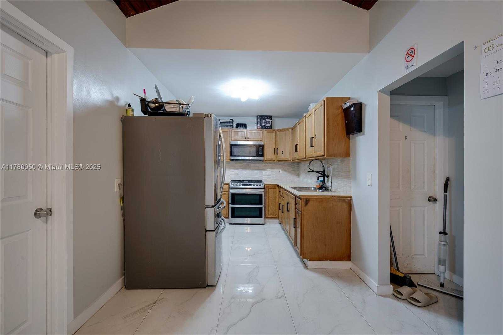 Small Image of 1114 SOUTH WEST 13TH CT, Miami Number 32