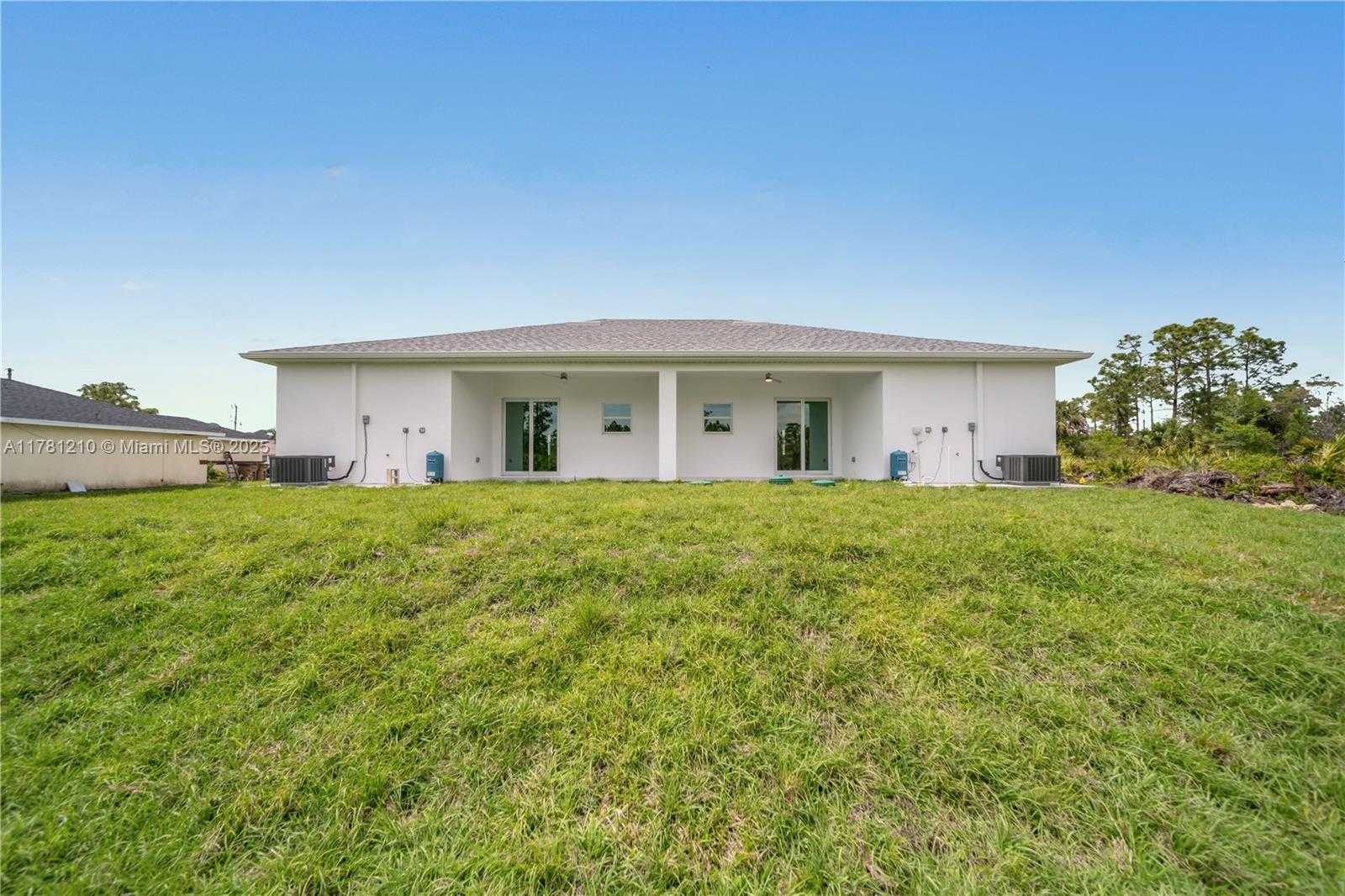 Small Image of 1153 COUNTESS AVE, Lehigh Acres Number 12