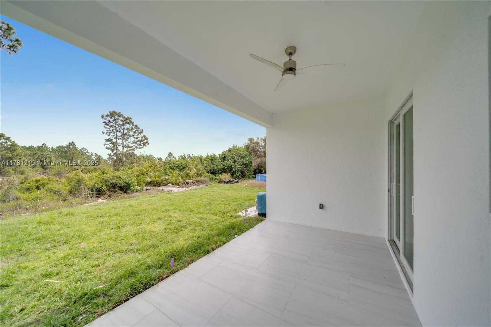 Small Image of 1153 COUNTESS AVE, Lehigh Acres Number 34