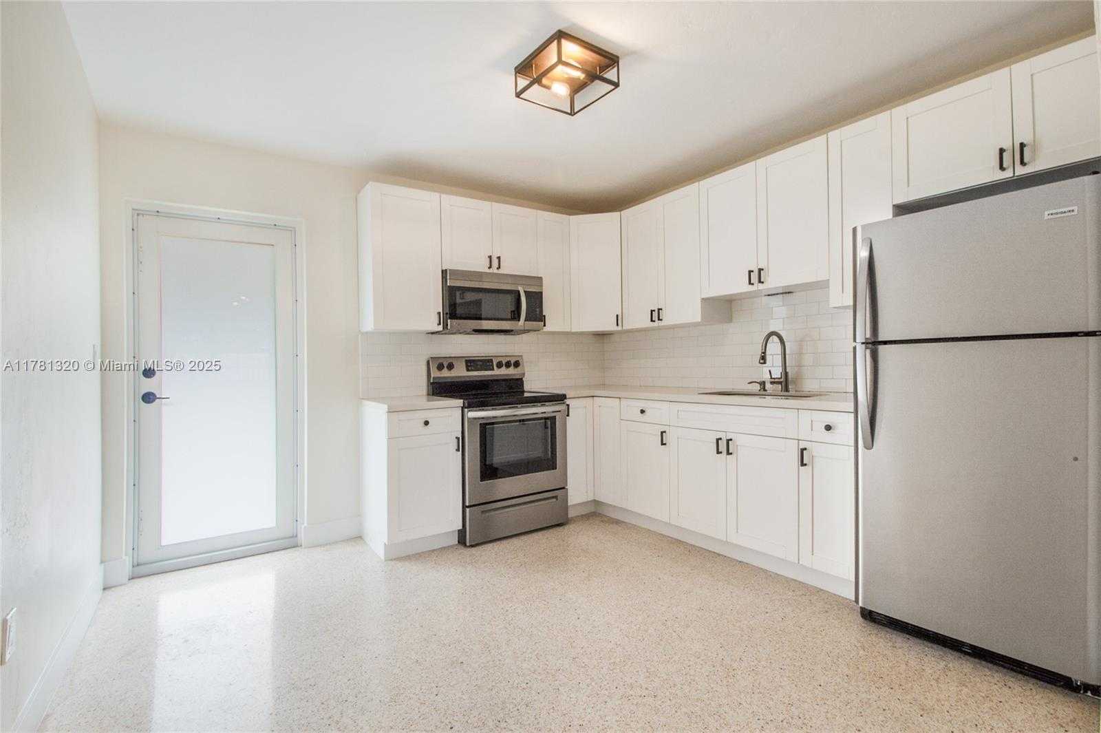 Small Image of 7311 SOUTH WEST 63RD CT #2, South Miami Number 16