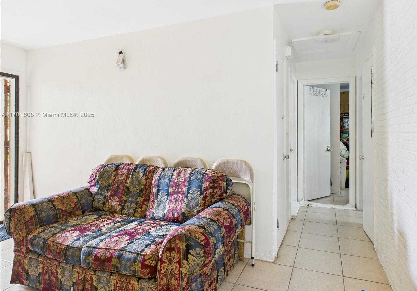 Small Image of 1901 SOUTH WEST 11TH ST, Fort Lauderdale Number 14