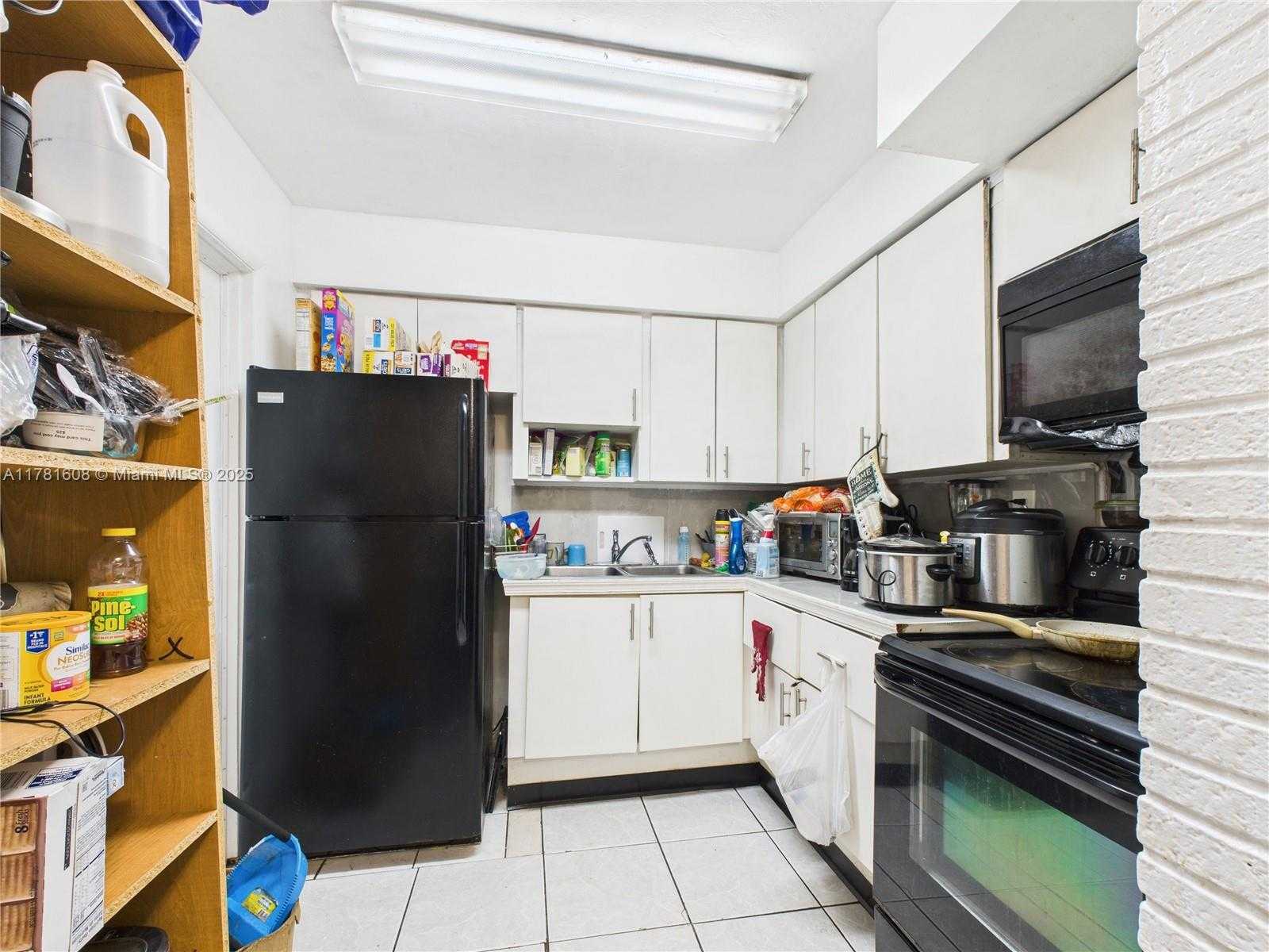 Small Image of 1901 SOUTH WEST 11TH ST, Fort Lauderdale Number 26