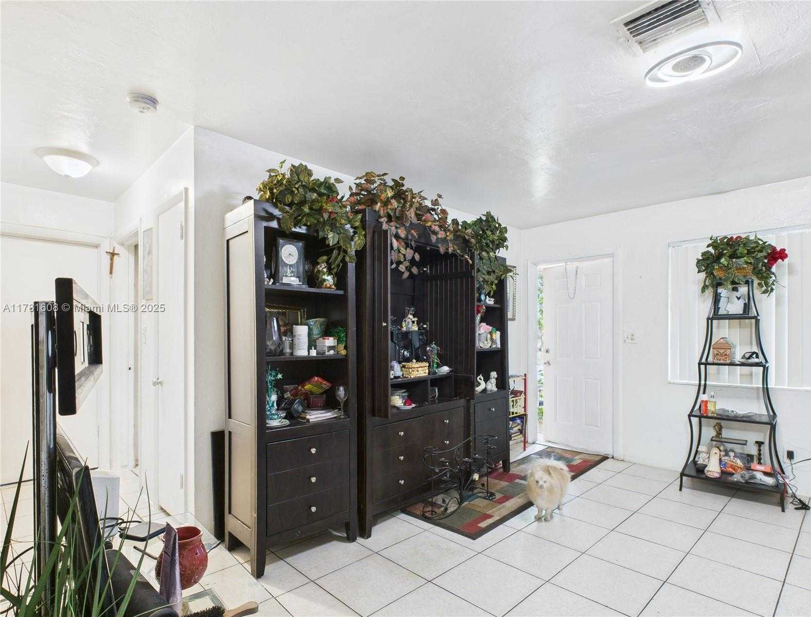 Small Image of 1901 SOUTH WEST 11TH ST, Fort Lauderdale Number 28